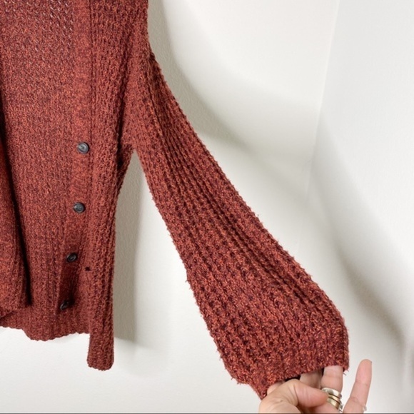 American Eagle Outfitters Chunky Knit Burgundy Sweater cardigan pullover - Picture 4 of 7